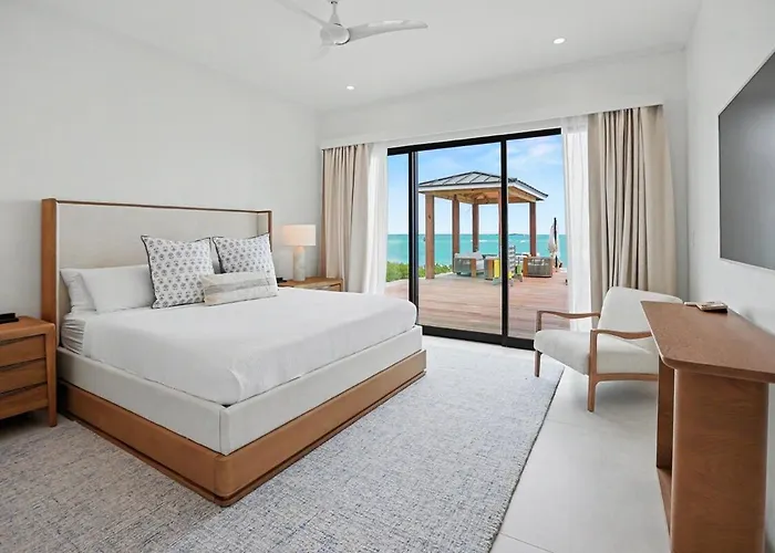 Ultra-Luxury New Villa On Tarbay Oceanfront & Pool 6 Bedrooms!